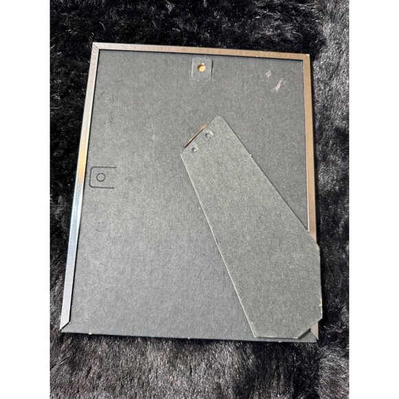 Silver Metal Picture Frame With Ribbed Edges & Easel Back - Picture 3 of 4